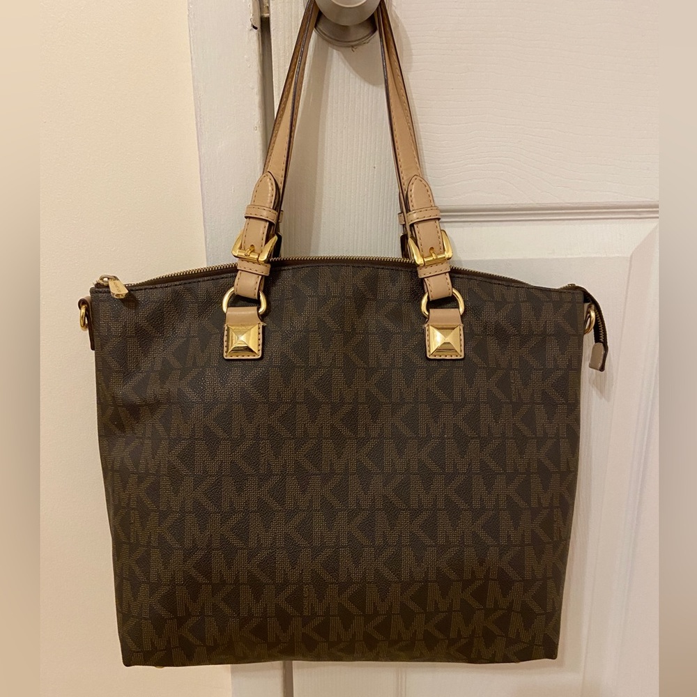 Michael Kors Signature Satchel Handbag Brown Khaki Gold Trim